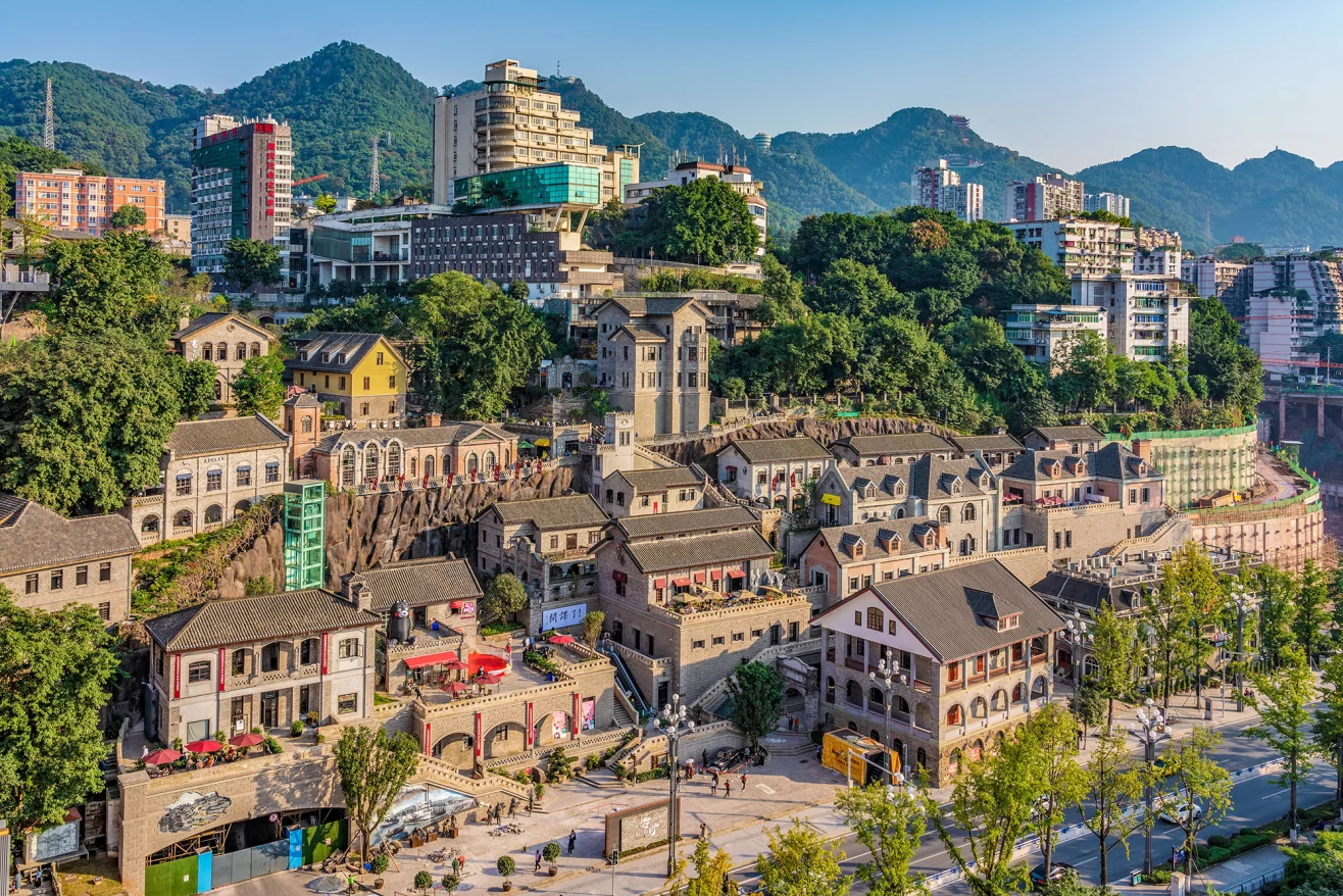 Колоритная историческая улица Лунмэньхао. Колоритная историческая улица Лунмэньхао.