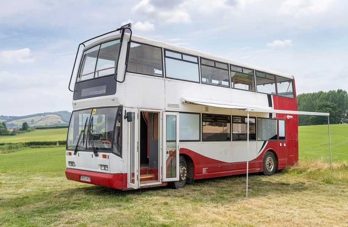 Экстерьер автобуса сильно не изменился.