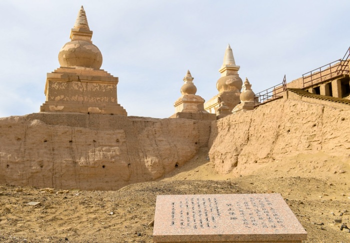 Даже сегодня добраться до древнего города Хара-Хото очень сложно, хотя сохранившиеся руины стараются поддерживать. | Фото: en.chinaculture.org.