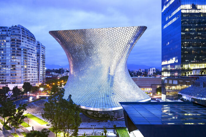 Museo Soumaya превратился в архитектурную икону и главную современную достопримечательность Мехико (Мексика). | Фото: parametric-architecture.com.