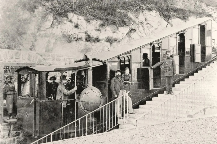 Первый рейс по зубчатой железной дороге Pilatus (4 июня 1889 г., Альпнахштад). | Фото: swissinfo.ch.