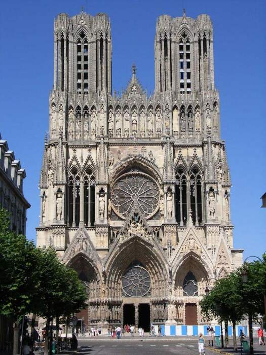 Reims Cathedral – это то место, где короновались 33 короля Франции. | Фото: crossmoda.narod.ru.