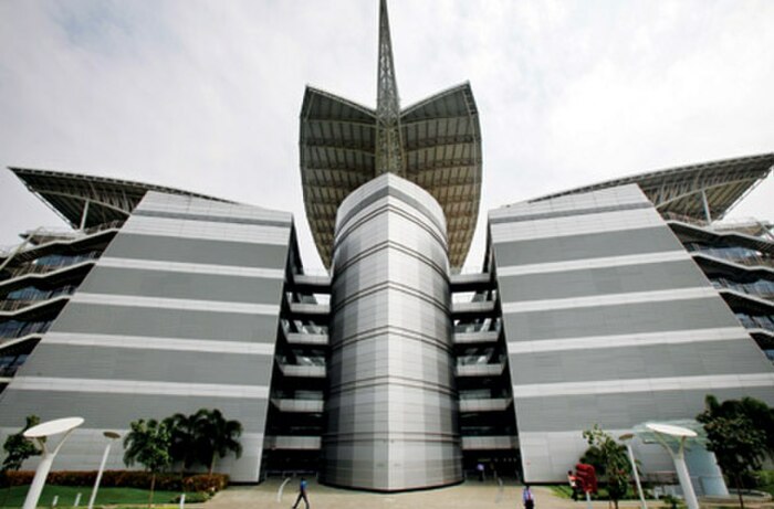 Штаб-квартира Tata Consultancy Services в Сирусери – яркий пример современного подхода к проектированию офисных зданий (Индия). | Фото: realty.economictimes.indiatimes.com. 