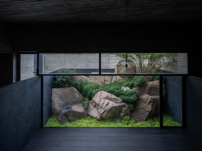 Один из внутренних садов, оформленных Сюнмё Масуно – монахом и ландшафтным дизайнером по совместительству (Upper Cloister Jinshan, Китай). | Фото: stirworld.com.