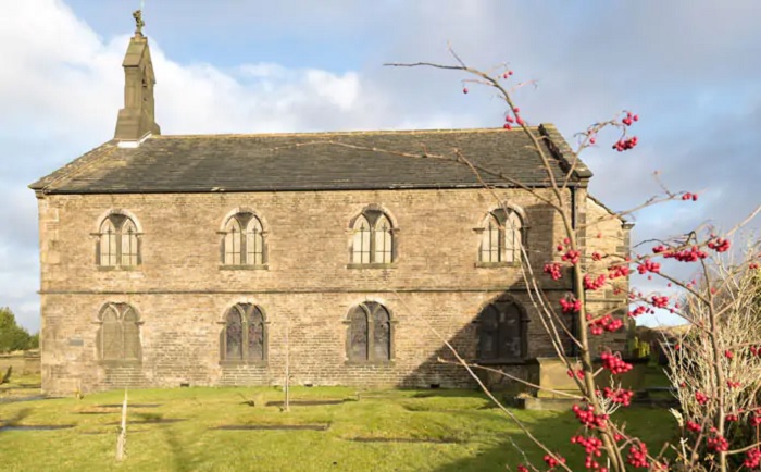 Теперь можно переночевать и церкви, ставшей свидетелем многих исторических событий Фрайармера (St Thomas, Великобритания). | Фото: visitchurches.org.uk.