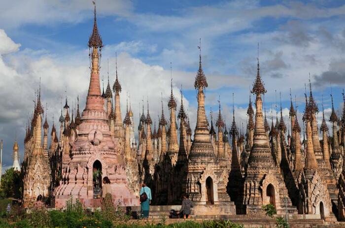 Деревня Па-О на юго-восточном берегу озера Инле (Мьянма). | Фото: travel-tour-guide.com.