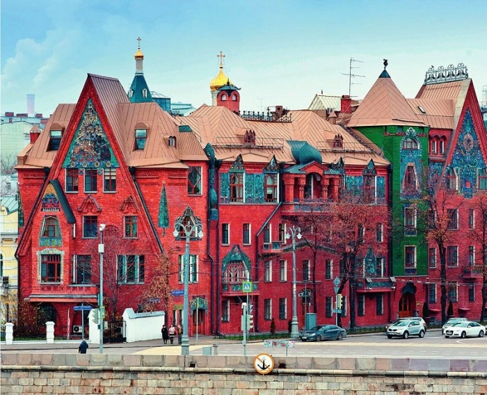 Эклектичный особняк, известный как Дом Перцовой, – один из красивейших и самобытных зданий Москвы. | Фото: liveinmsk.ru.
