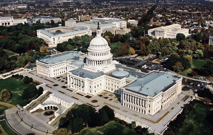 В Вашингтоне нет ни одного здания выше Капитолия (США). | Фото: architectureguru.ru.