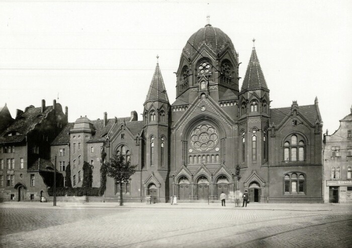 Кёнигсбергская синагога, построенная в конце XIX века, считалась самой красивой в Германии. | Фото: ivanskobey.livejournal.com. 