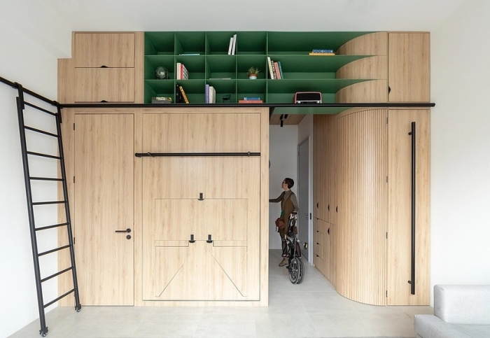 Эквадорские дизайнеры из студии в 27,5 «квадратов» сделали полноценную квартиру (Qorner Domestico). | Фото: gessato.com.