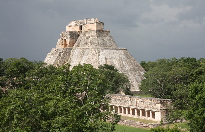  Пирамида Прорицателя – одно из его наиболее выдающихся сооружений древнего мира на Американском континенте (Мексика). | Фото: es.wikipedia.org.