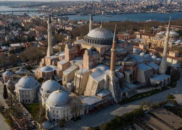 Собор Святой Софии был и остается непреходящим символом древнего города, который теперь называется Стамбул (Турция). | Фото: dailysabah.com.