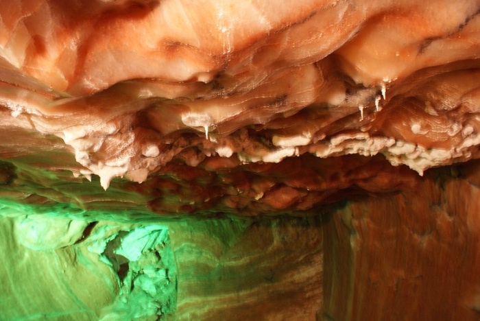 На протяжении многих столетий в шахте Майо было добыто более 200 млн тонн соли (Хевр, Пакистан). | Фото: ru.pinterest.com.