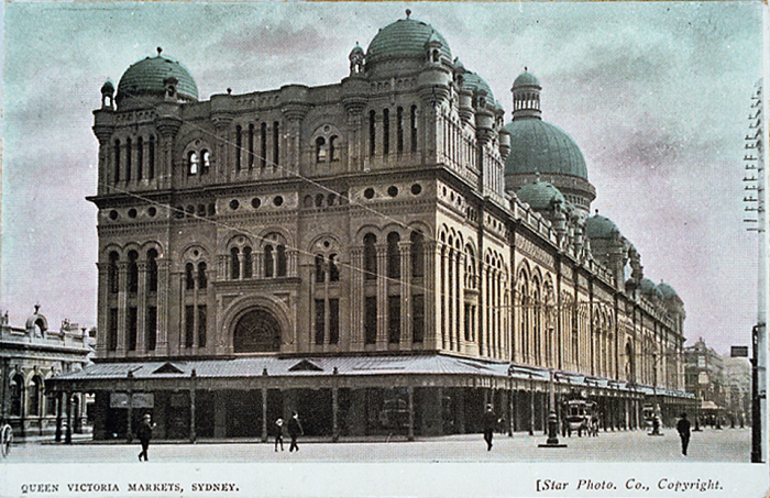 Грандиозное здание, построенное в 1890-х годах, возводилось как городской рынок, имеющий вид и масштаб величественного собора (The Queen Victoria Building, Сидней). | Фото: en.wikipedia.org.