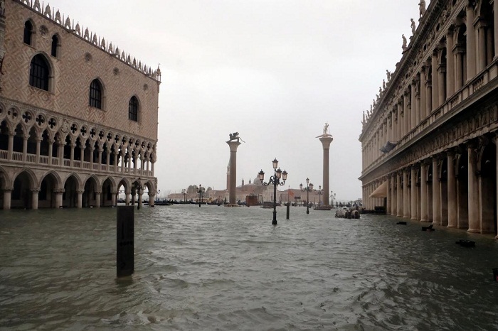 Венеция все чаще оказывается под водой.