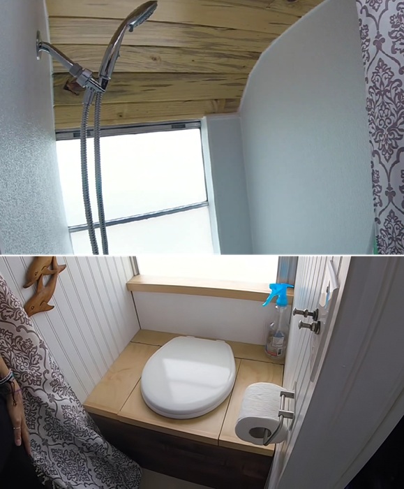 В переоборудованном автобусе имеется санузел. В переоборудованном автобусе имеется санузел.