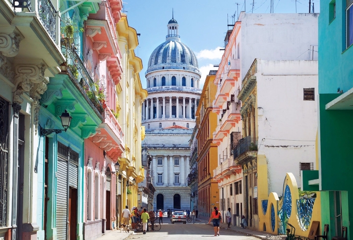 Яркое разнообразие столицы Кубы (La Habana Vieja). | Фото: viajandoporelmundomundial.com.
