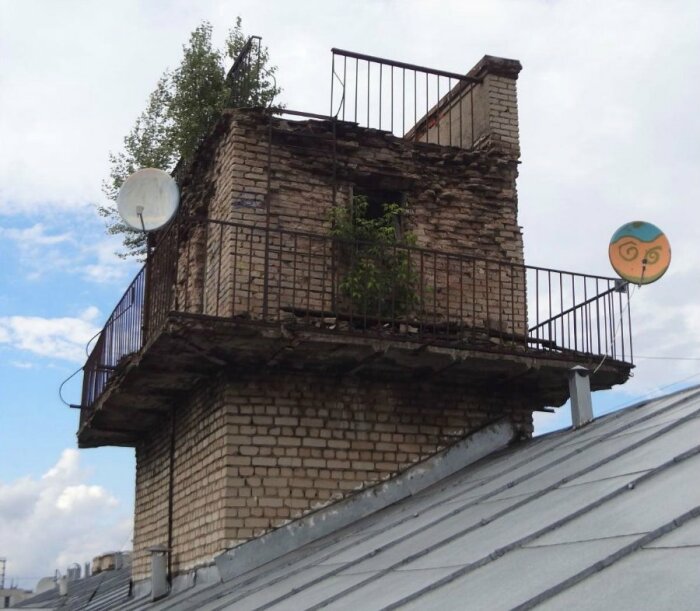 Домики-башни оснащены смотровыми площадками по периметру, иногда они имеются и на крышах. | Фото: bigpicture.ru.