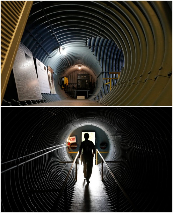 Гофрированный туннель, ведущий к бункеру Джона Кеннеди (США).