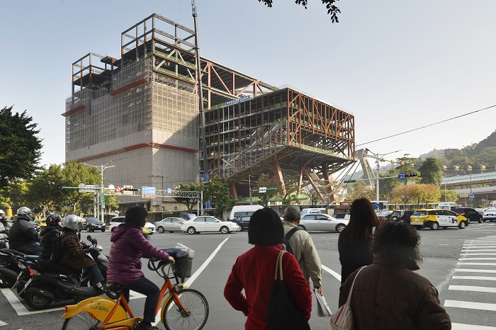 Процесс реализации проекта затянулся на долгих 13 лет (Taipei Performing Arts Center, Тайвань). | Фото: theb1m.com.