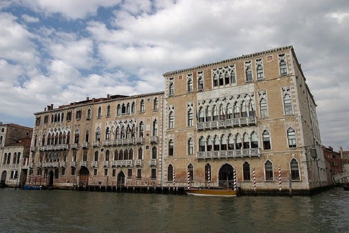 Теперь во дворце дожа Франческо Фоскари расположен кампус Университета Ка-Фоскари (Венеция, Италия). | Фото: global.undergrad.columbia.edu.