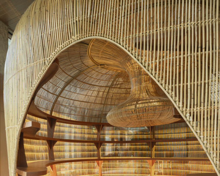 Фантастические формы внутренних павильонов станут идеальным выставочным пространством Chiang Mai Art Gallery (Таиланд). | Фото: archdaily.com.