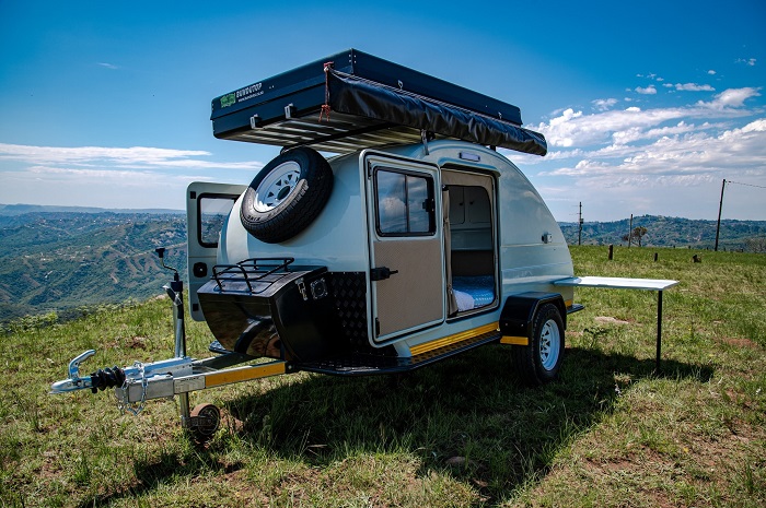 Новая версия каплевидного кемпера от африканского производителя Jetstream. | Фото: jetstreamtrailers.co.za.