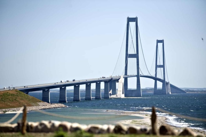 Мост Большой Бельт – жемчужина среди датских мостов. | Фото: windoftravel.net.