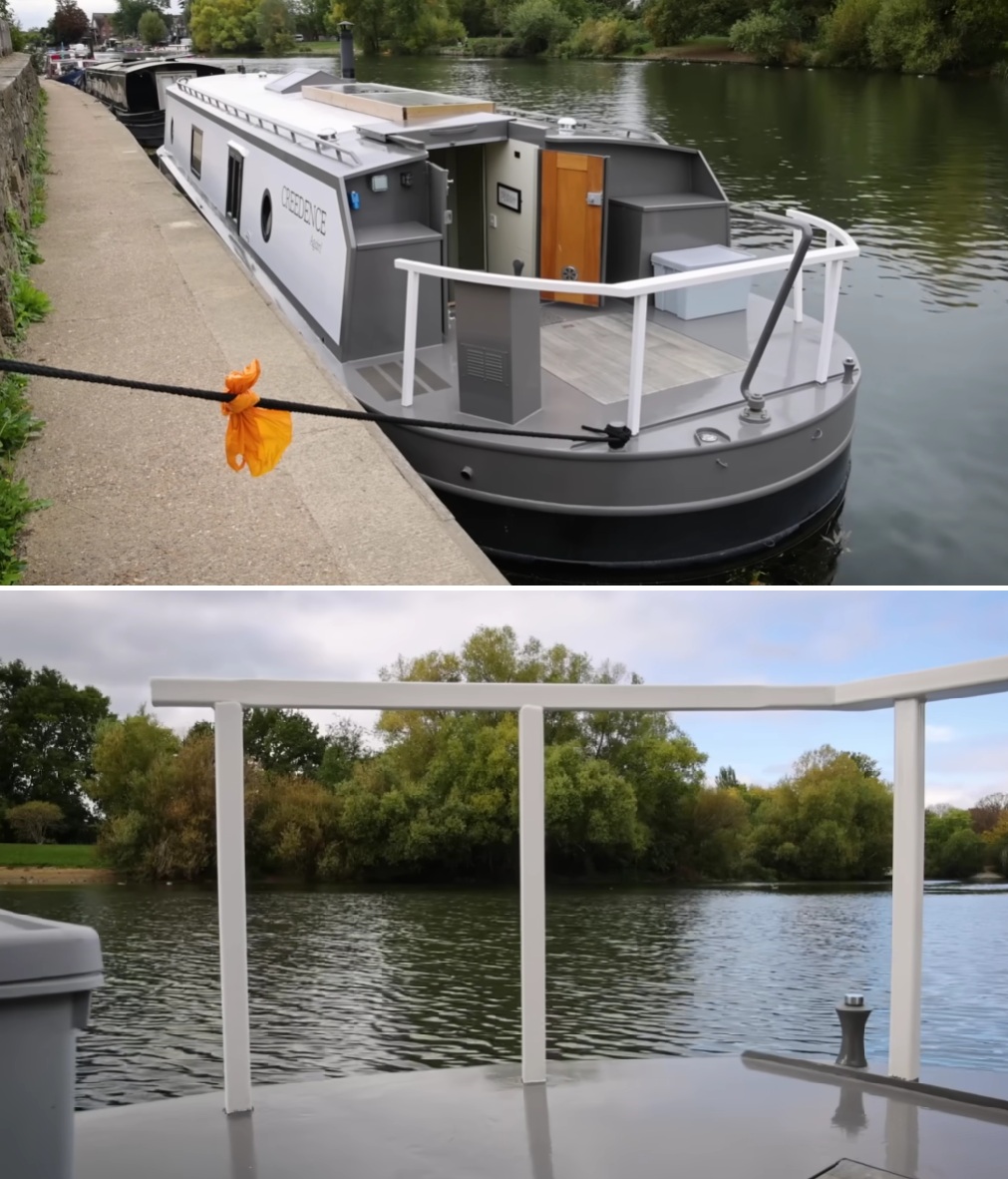 Небольшая палуба служит террасой.