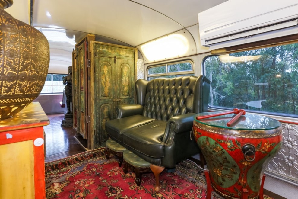 Китайский барабан превратили в журнальный стол. Китайский барабан превратили в журнальный стол.