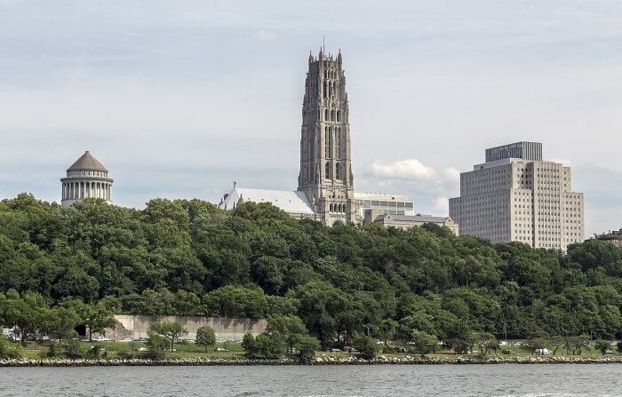 Риверсайдская церковь в Верхнем Манхэттене является самым высоким храмовым сооружением Соединенных Штатов (Нью-Йорк). | Фото: neznakomka-18.livejournal.com.