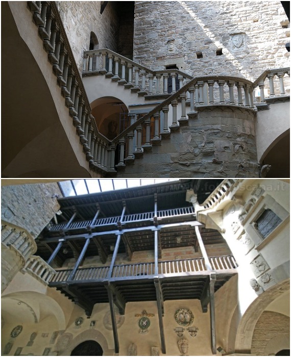 Внутренний двор украшает эффектная каменная лестница и резные балконы (Castello di Poppi, Тоскана).