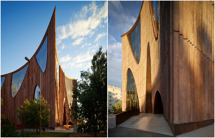 Оригинальный фасад комплекса ассоциируется с ветром, гонящим волну (The Veil Astana, Казахстан).