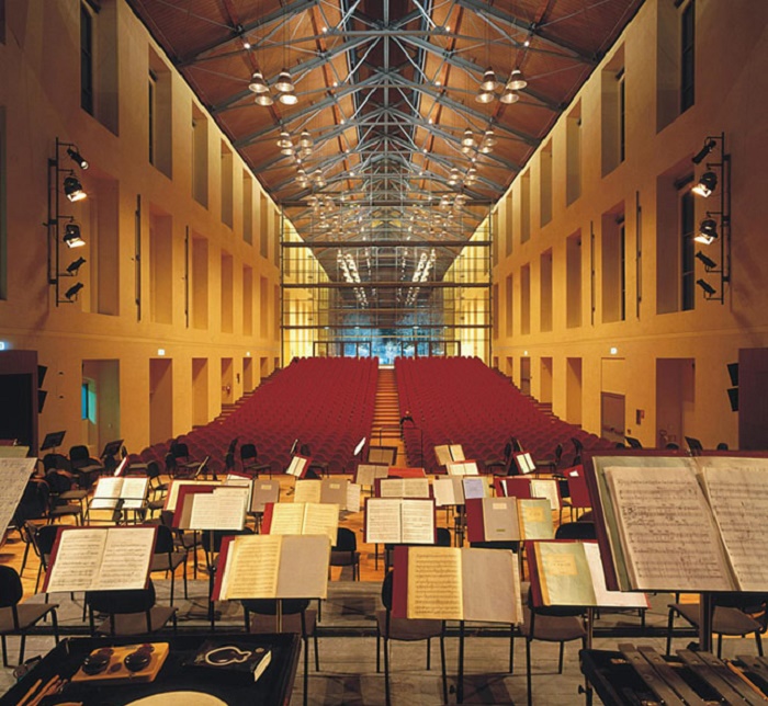 В Auditorium Paganini с 2015 г. дает концерты Филармония Артуро Тосканини (Парма, Италия). | Фото: fondazionetoscanini.it.