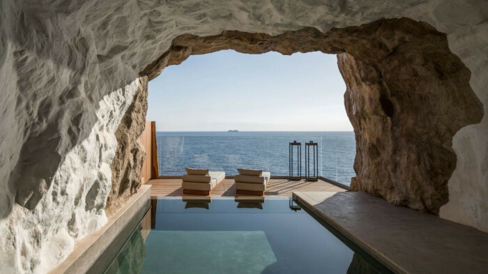 Вдохновленный красотой простоты, отель Acro Suites может похвастаться искусно выполненным дизайном, наполненным природными мотивами (остров Крит, Греция). | Фото: amazingarchitecture.com.