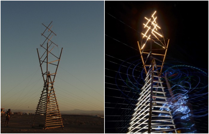 «Исчезающая башня» Томаса Ван Девентера – арт-объект, созданный в рамках проведения южноафриканского творческого фестиваля AfrikaBurn. 
