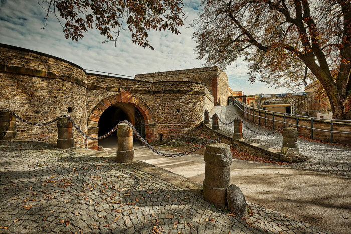 Festung Ehrenbreitstein – прекрасно сохранившаяся крепость, построенная в начале XIX века (Кобленц, Германия). | Фото: topvoyager.com.