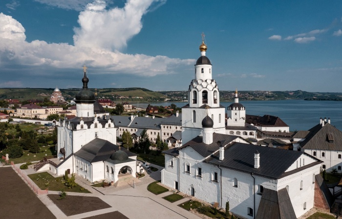 Крепость, монастырь, тюрьма: что теперь можно увидеть на историческом остров-граде Свияжск 