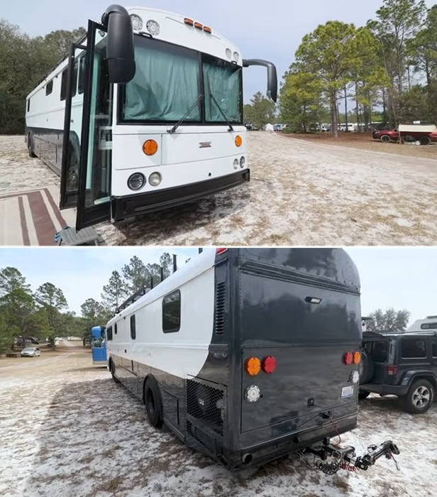 Автобус покрасили в бело-черный цвет. Автобус покрасили в бело-черный цвет.