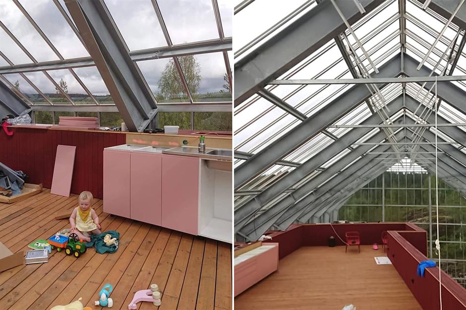 Строительство велось силами семьи.