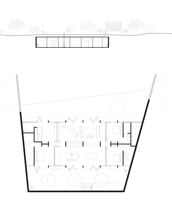 План-чертеж дома и расположение его на местности (проект компании Francisco Pardo Arquitecto).