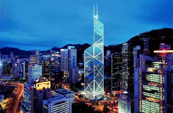 Здание Bank of China в Гонконге, разработанный известнейшим американским архитектором, выходцем из Китая Ио Мин Пэем. | Фото: qnettt.wordpress.com.