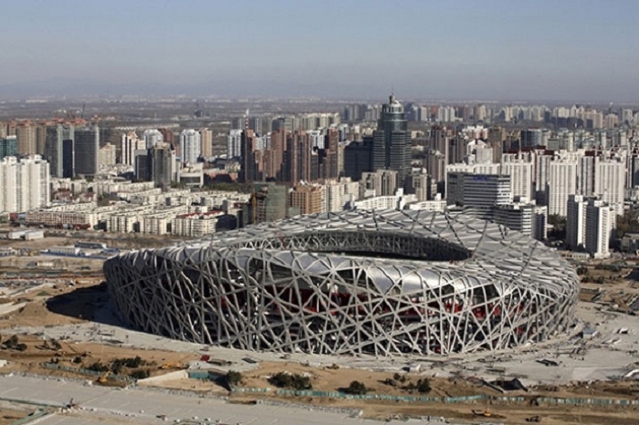  Центральный стадион «Птичье гнездо», становится менее востребованным и популярным (Пекин).