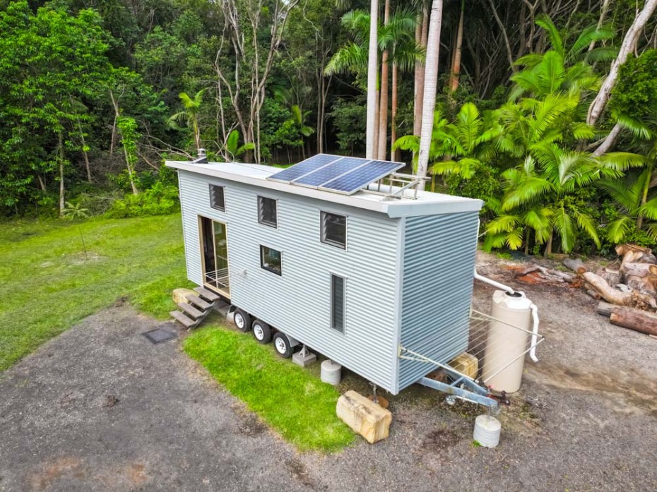 Дом оснащен автономными системами жизнеобеспечения. Дом оснащен автономными системами жизнеобеспечения.