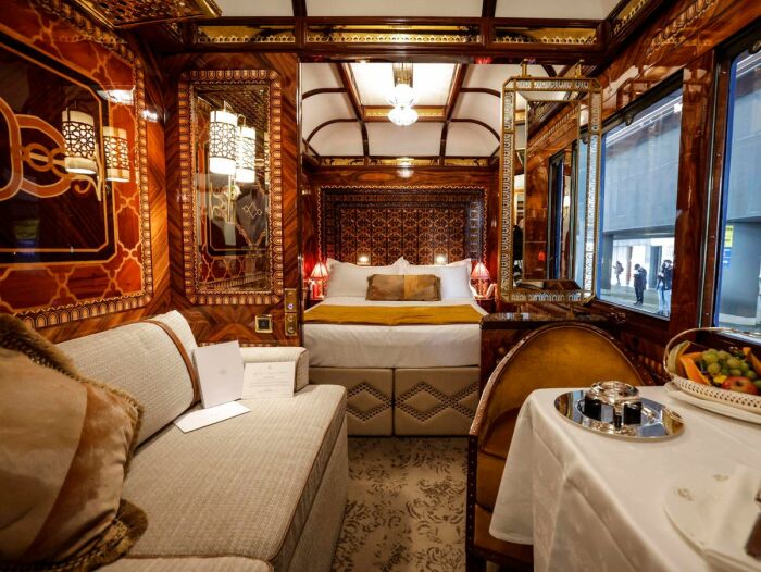 Когда открылся маршрут из Лондона в Венецию, благодаря туннелю Симплон под Швейцарскими Альпами, состоятельные пассажиры смогли путешествовать высшим классом (The Orient Express). | Фото: nationalgeographic.co.uk.