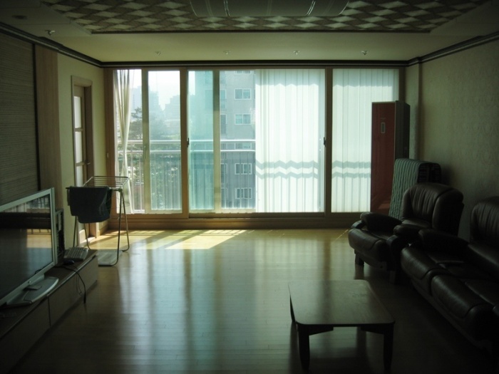 В квартирах корейцев не увидите ковров. | Фото:evgenyvinnik.livejournal.com.