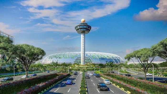 Singapore Changi Airport шестой раз подряд стал победителем в конкурсе Skytrax World Airport Awards. | Фото: mirputeshestvii.ru.