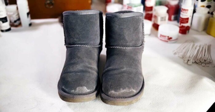 От солевых пятен нужно избавляться регулярно, иначе обувь придёт в негодность. / Фото: emilia-spanish.ru