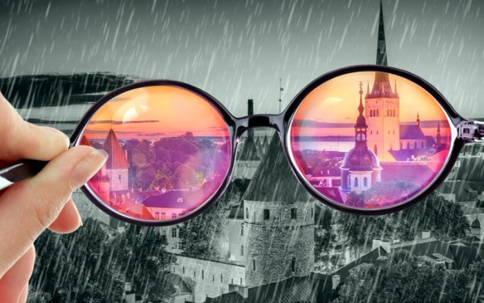 Розовые очки.