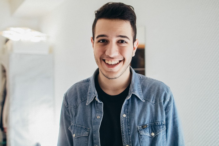 Искренность крайне важна.